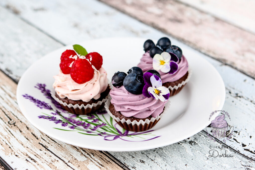 Cupcake malina a čučoriedka